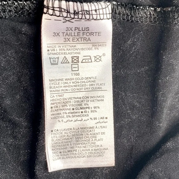 Old Navy Dress Size 3X Waist-Defined Plus-Size Wrap-Front Dress Black Floral - Picture 13 of 14